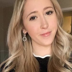 Meet your Posher, Katelyn